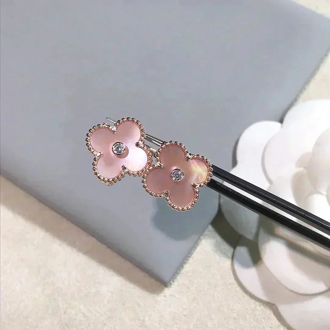 VCA CLOVER MEDIUM 1 MOTIFS PINK MOP DIAMOND EARRINGS
