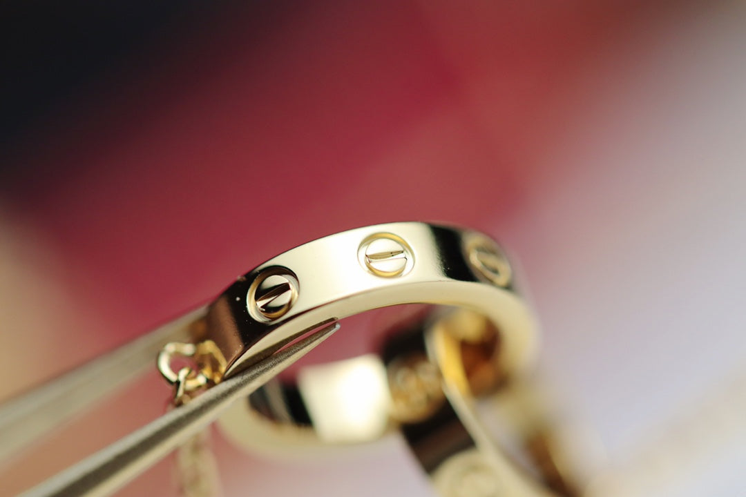 CARTIER LOVE NECKLACE DOUBLE RING GOLD