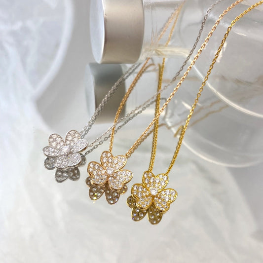 VCA FLOWER DIAMOND NECKLACE