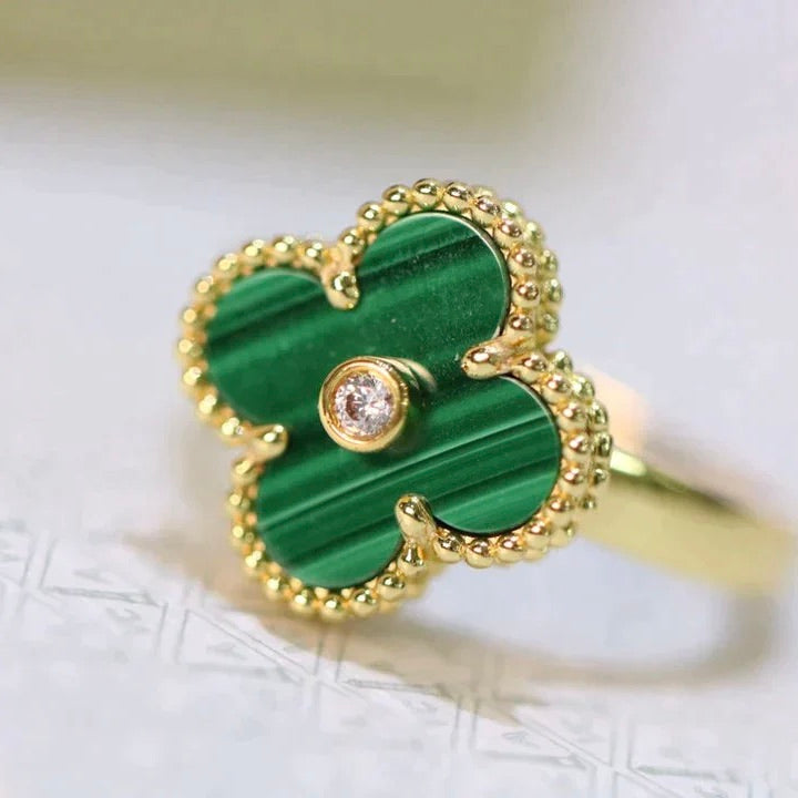 VCA CLOVER MALACHITE RING GOLD DIAMOND