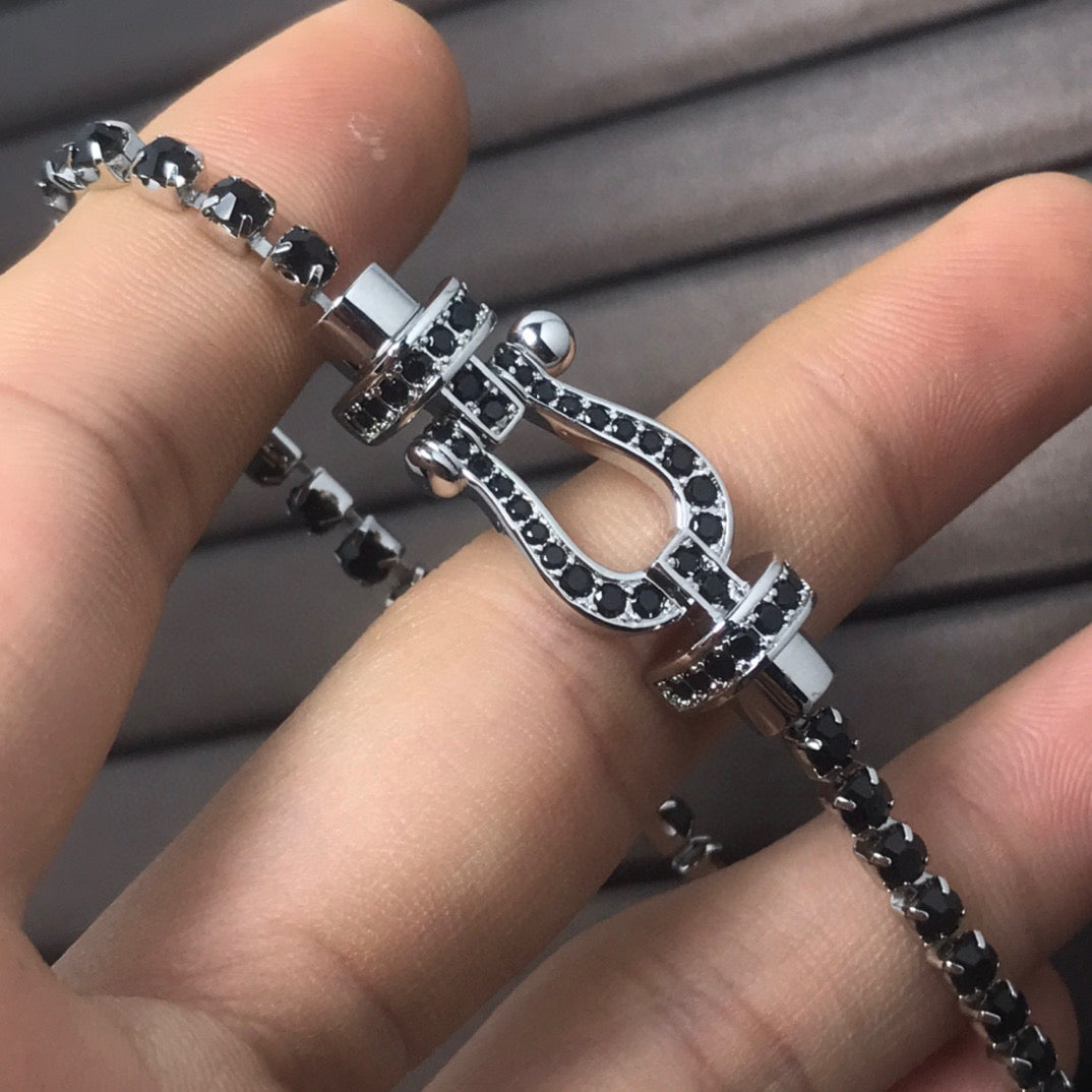 FRED FORCE LARGE HORSESHOE FULL DIAMOND TENNIS BRACELET