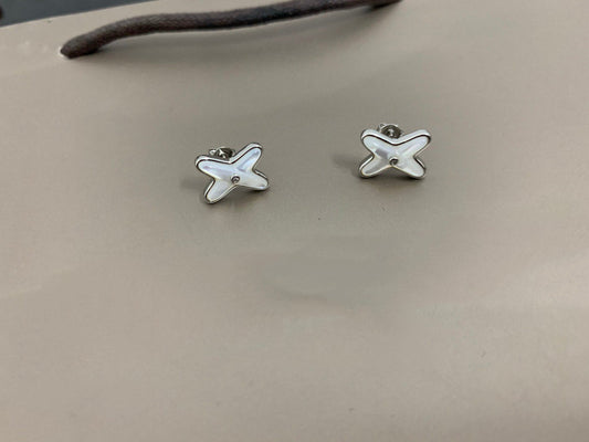 CHAUMET JEUX DE WHITE MOP SILVER DIAMOND EARRINGS