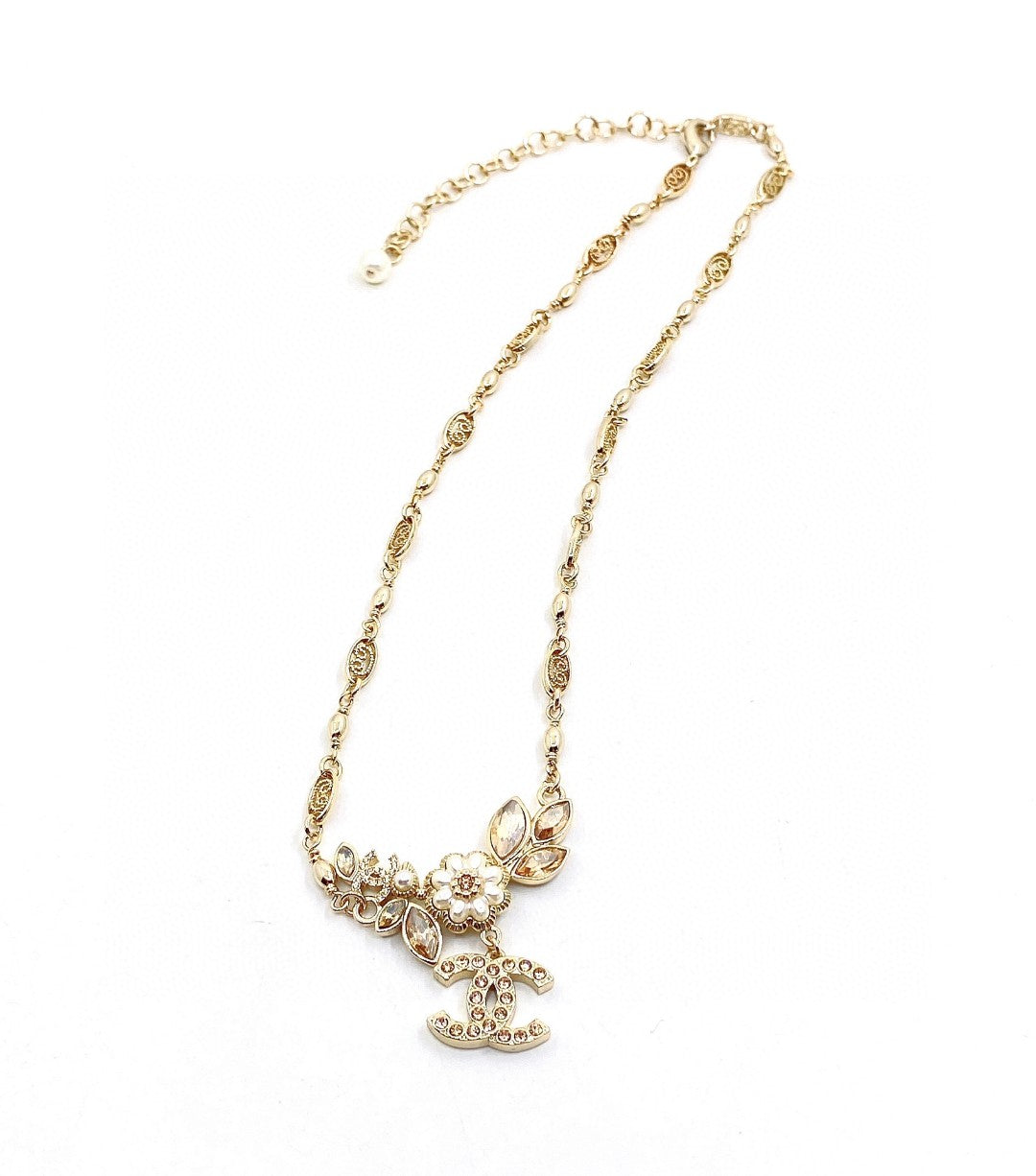 18K Chanel Flower Diamond Necklace