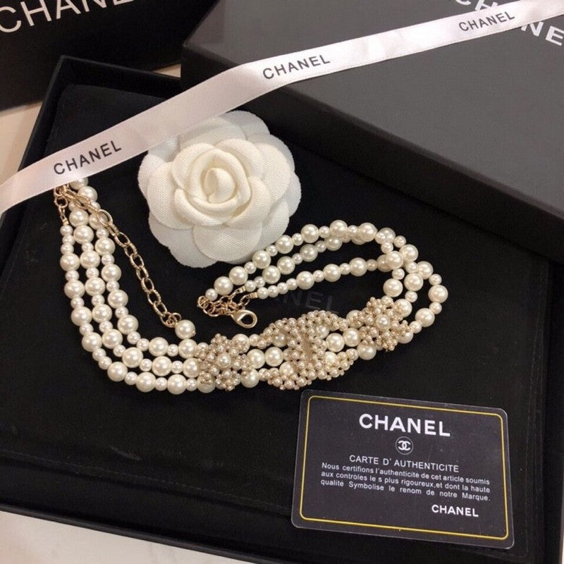 18K Chanel Pearl Choker Necklace