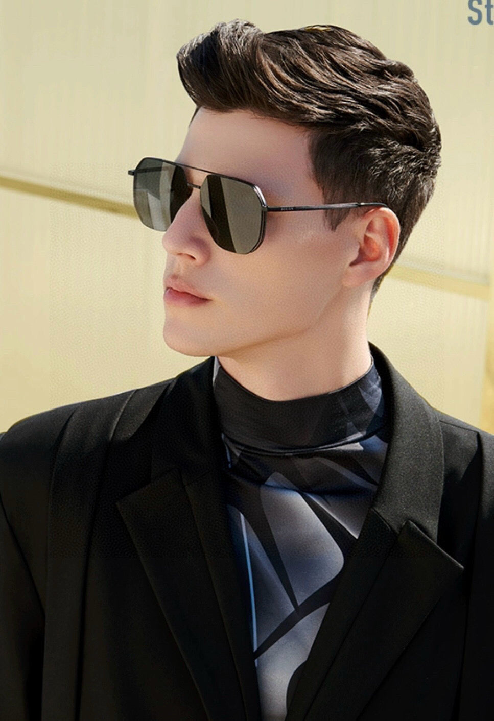 GUCCI NAVIGATOR FRAME SUNGLASSES G8226 IN METAL