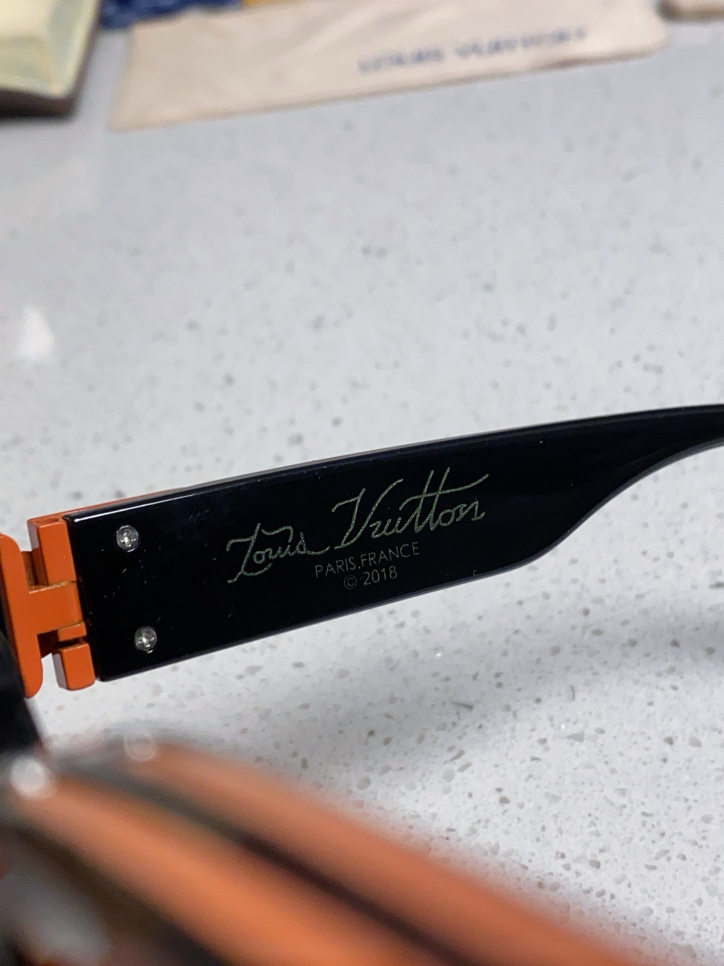 LOUIS VUITTON RECTANGLE SUNGLASSES 575848 IN BLACK ACETATE ORANGE METAL YELLOW LENS