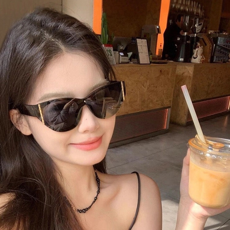GUCCI CAT EYE FRAME SUNGLASSES G82036 IN ACETATE