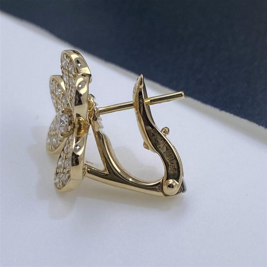 VCA FRIVOLE GOLD FLOWER DIAMOND EARRINGS