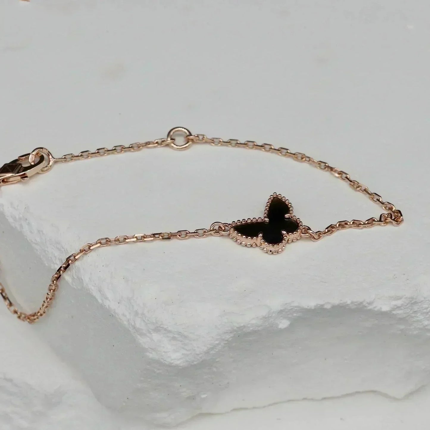 VCA BUTTERFLY ONYX BUTTERFLY BRACELET