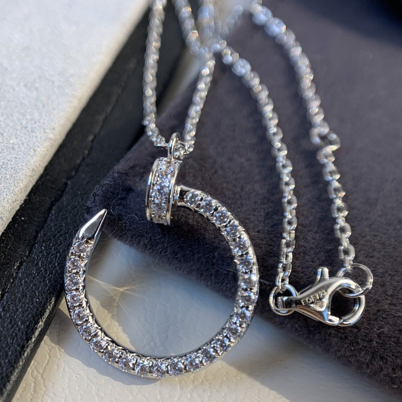 CARTIER JUSTE NECKLACE SILVER DIAMONDS
