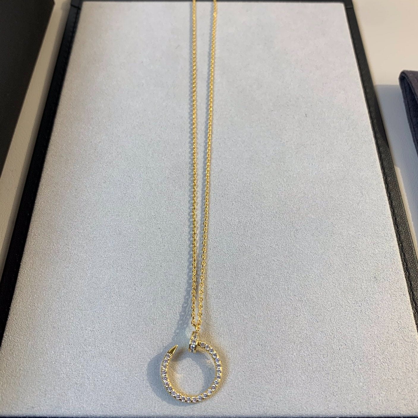 CARTIER JUSTE NECKLACE GOLD DIAMONDS