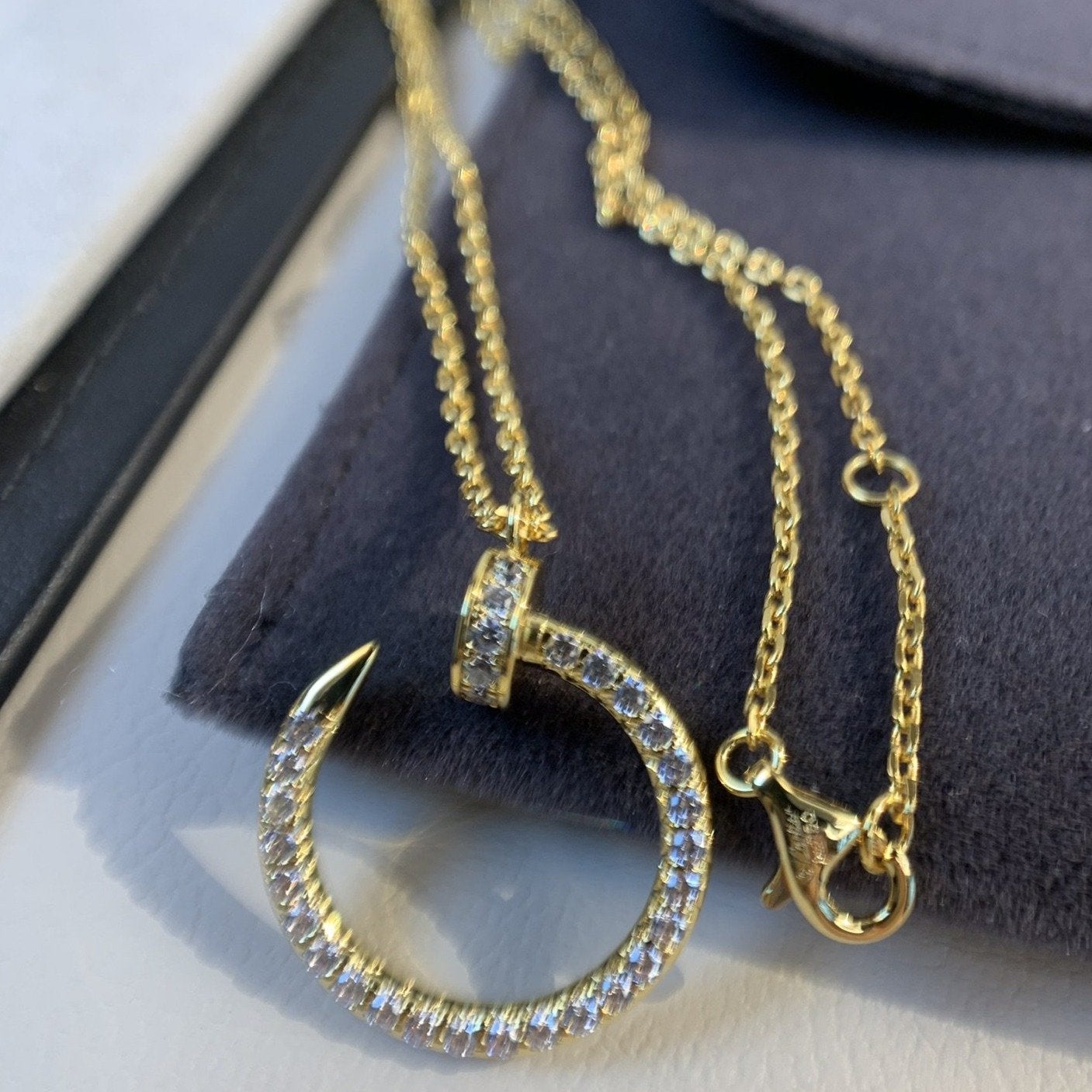 CARTIER JUSTE NECKLACE GOLD DIAMONDS