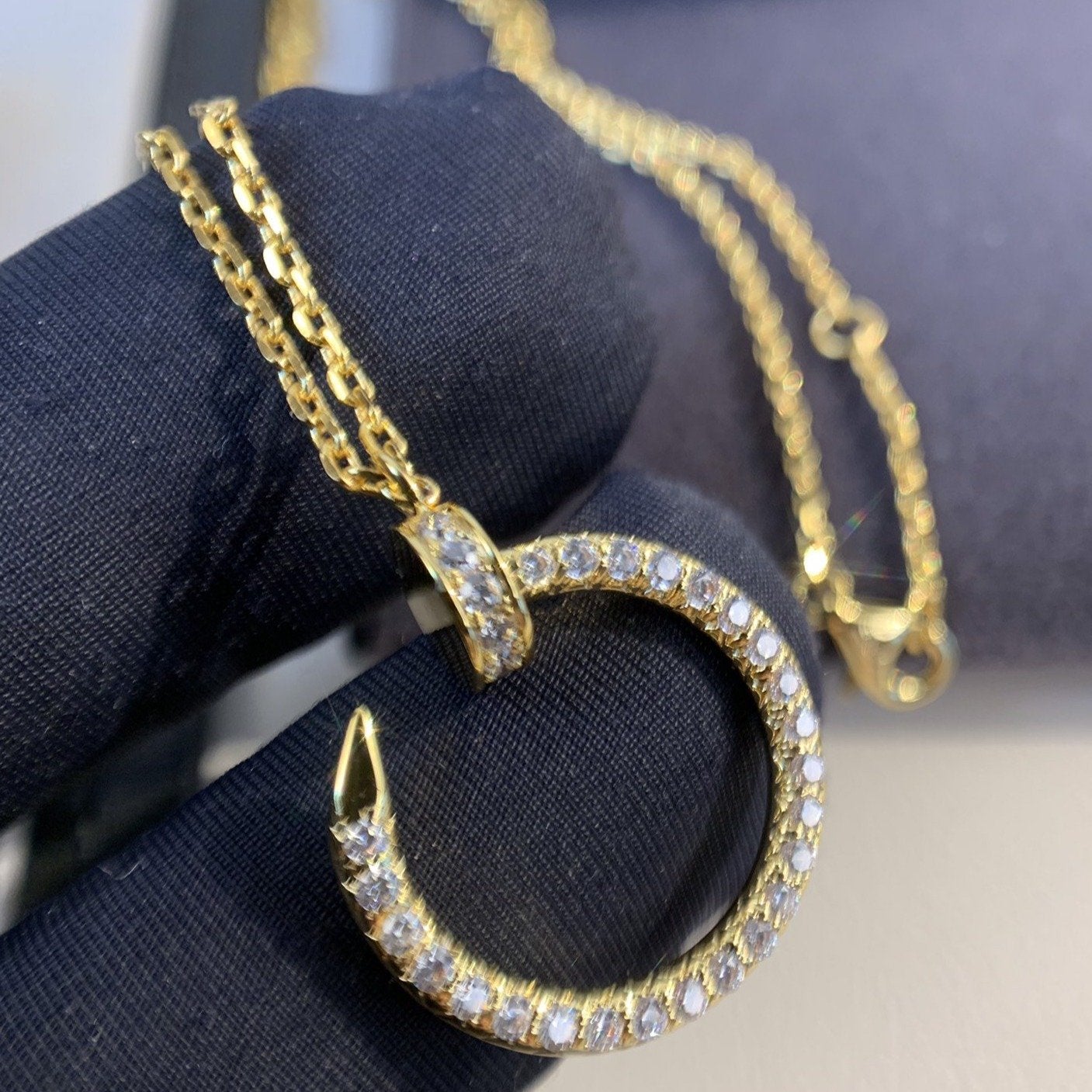CARTIER JUSTE NECKLACE GOLD DIAMONDS