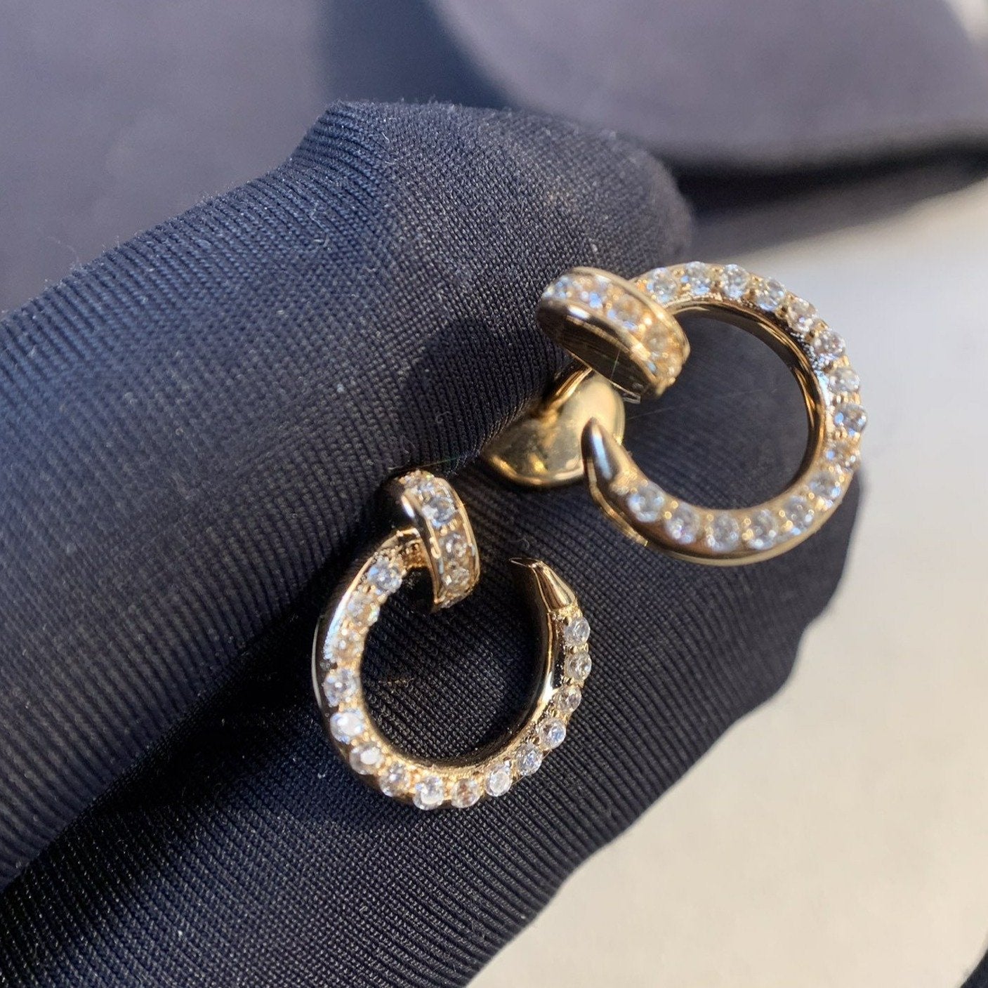 CARTIER JUSTE EARRINGS GOLD DIAMONDS