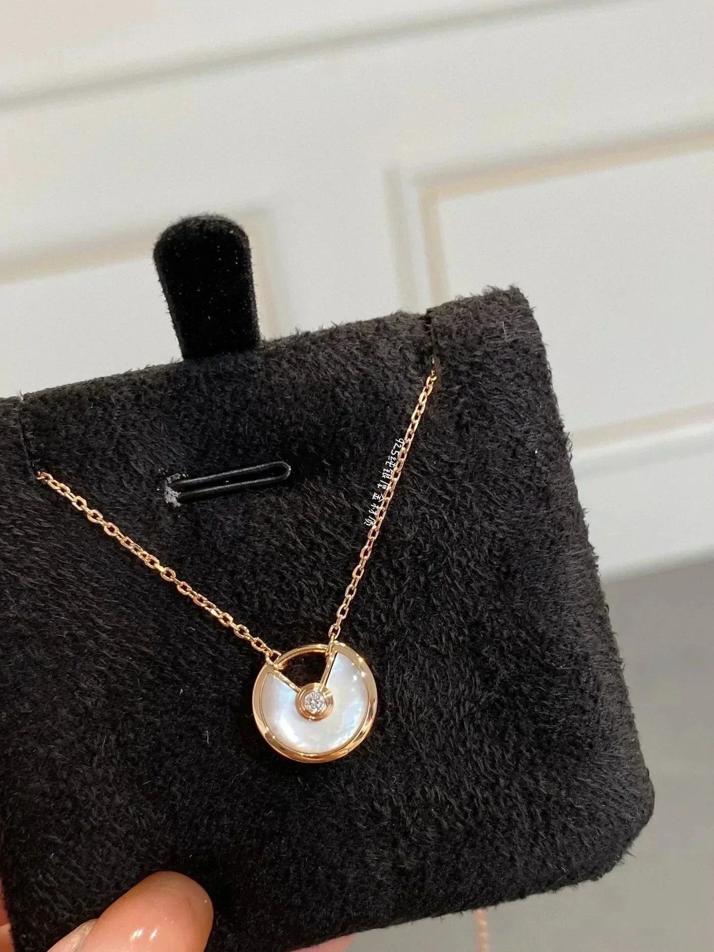 CARTIER AMULETTE ROSE GOLD MOP NECKLACE