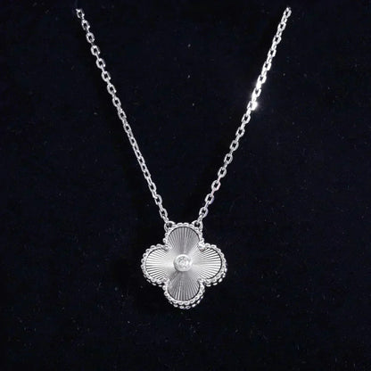 VCA CLOVER 15MM DIAMOND LASER NECKLACE SILVER