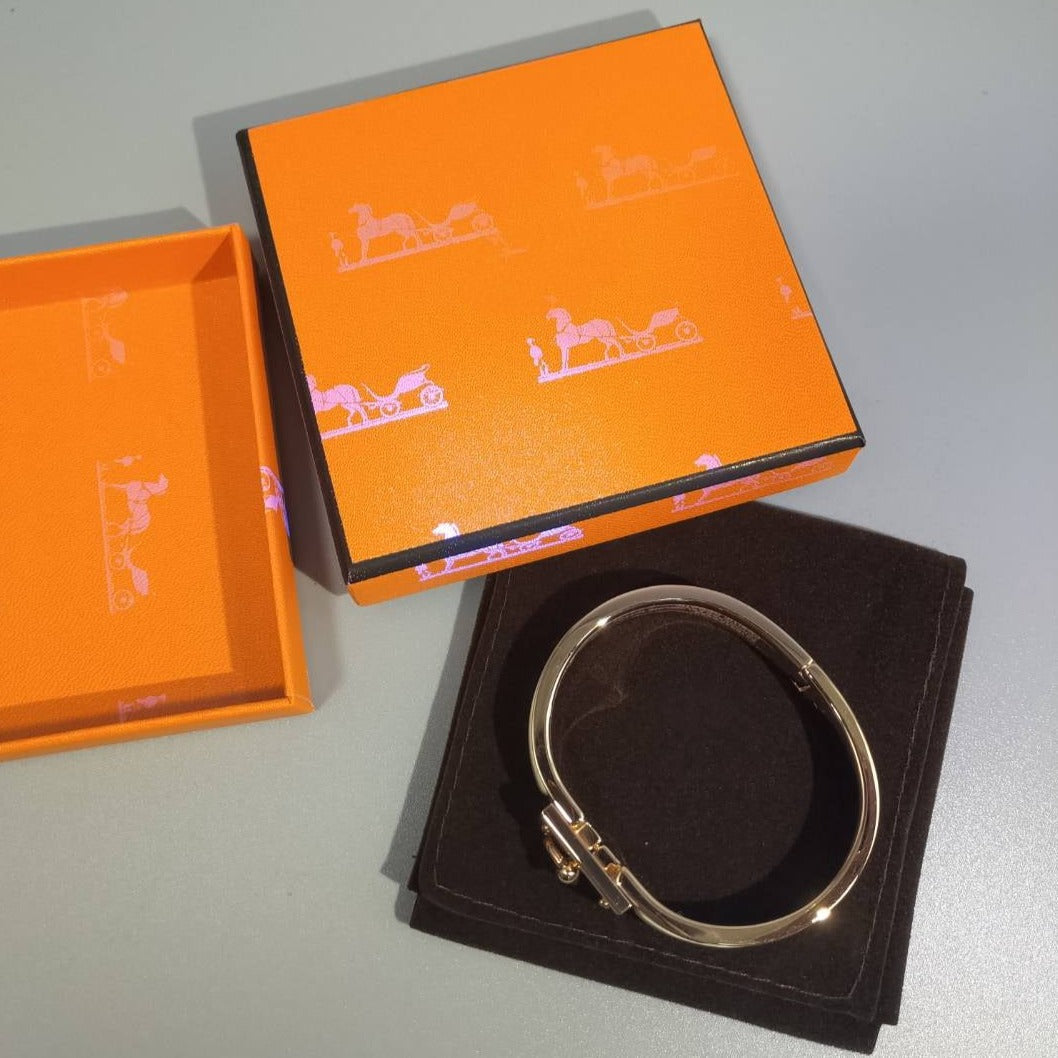 HERMES H ROUGE BRACELET