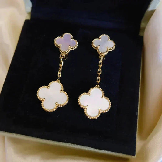 VCA CLOVER 2 MOTIF WHITE MOP EARRINGS