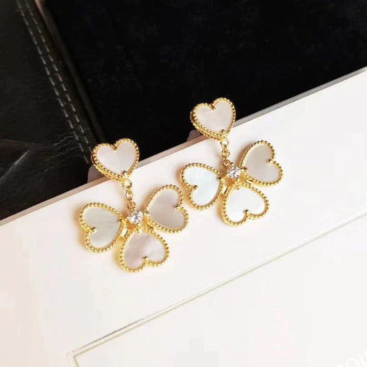 VCA CLOVER SWEET WHITE MOP EARRINGS