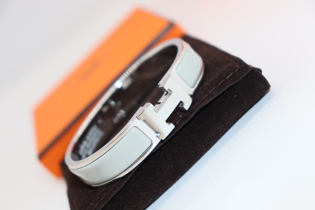 HERMES H LIGHT BLUE BRACELET