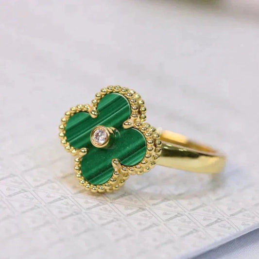 VCA CLOVER MALACHITE RING GOLD DIAMOND