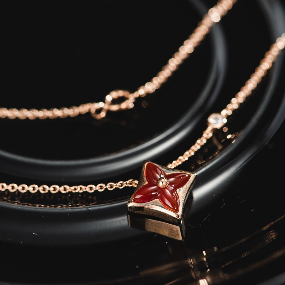 LOUIS VUITTON STAR NECKLACE PINK GOLD 1 DIAMOND