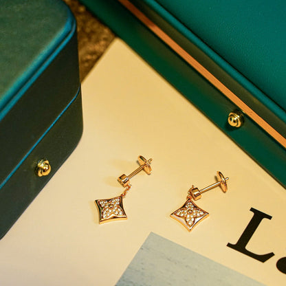 LOUIS VUITTON STAR DIAMONDS EARRINGS GOLD