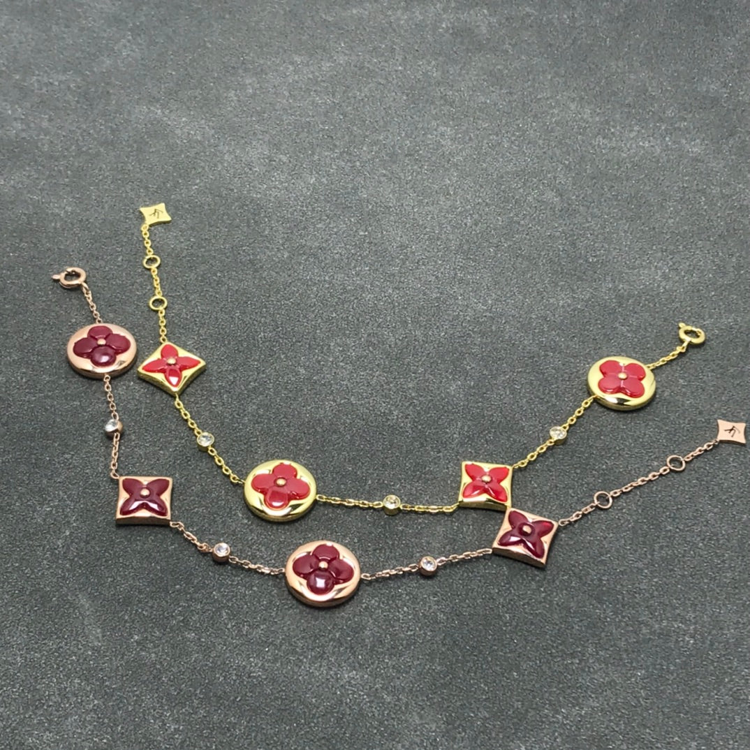 LOUIS VUITTON STAR AND SUN CARNELIAN 4 MOTIFS 3 DIAMONDS