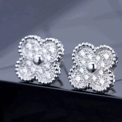 VCA CLOVER 1 MOTIFS DIAMOND STUD EARRINGS SILVER