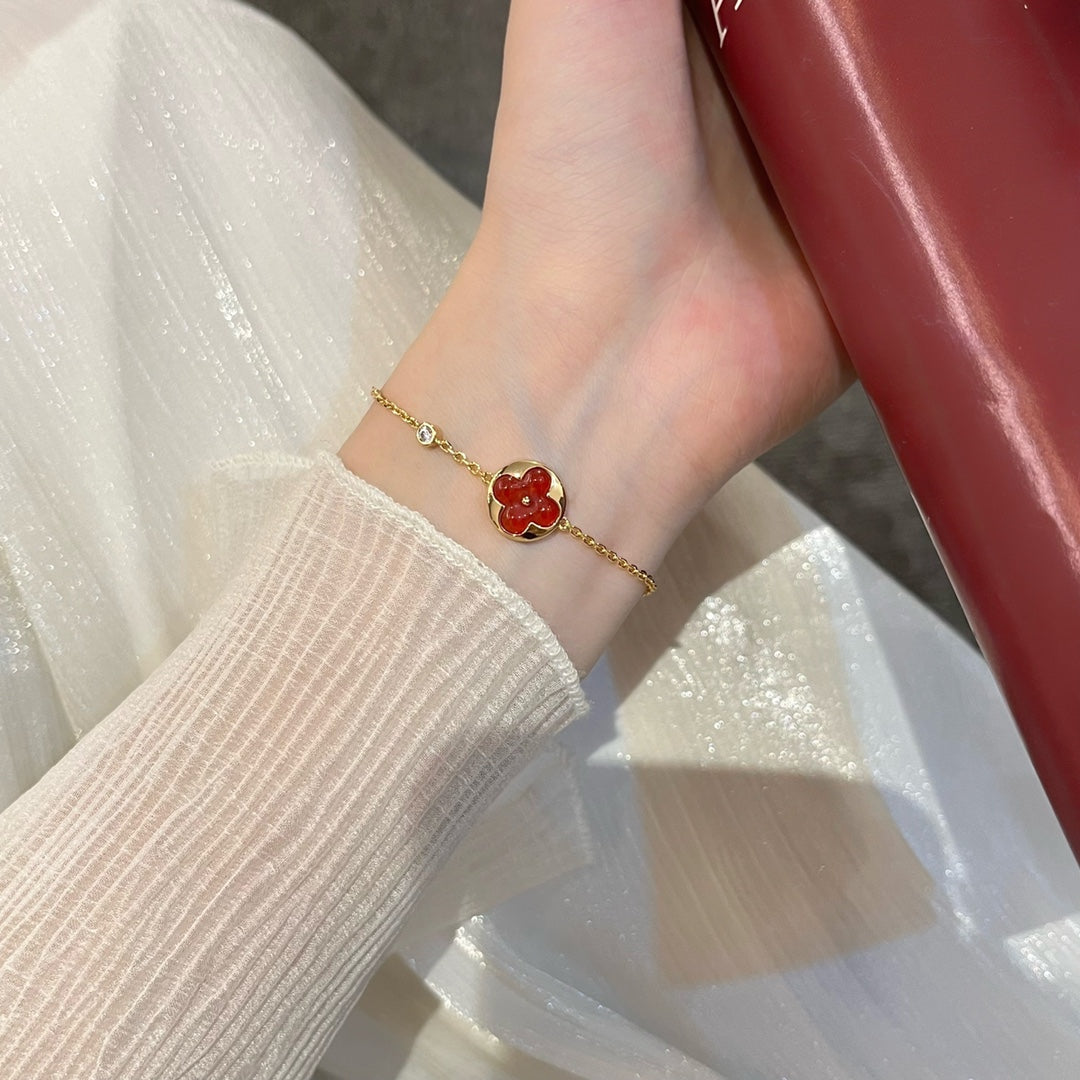 LOUIS VUITTON SUN PEDANT CARNELIAN BRACELET