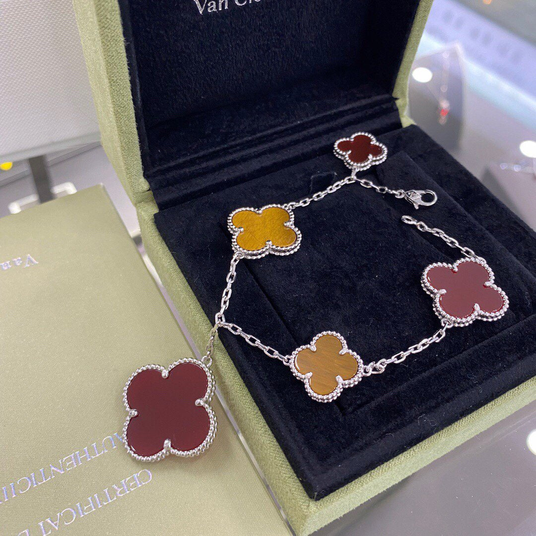 VCA CLOVER 5 MOTIFS SIVLER CARNELIAN TIGER EYE BRACELET