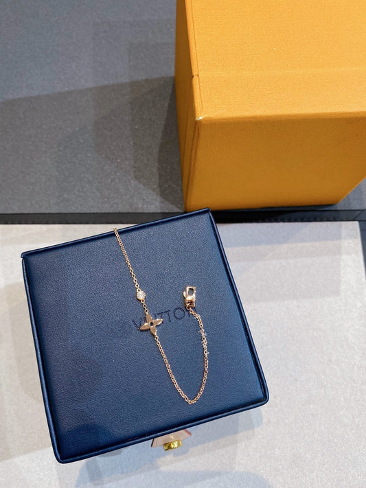 LOUIS VUITTON STAR DIAMOND PINK GOLD BRACELET