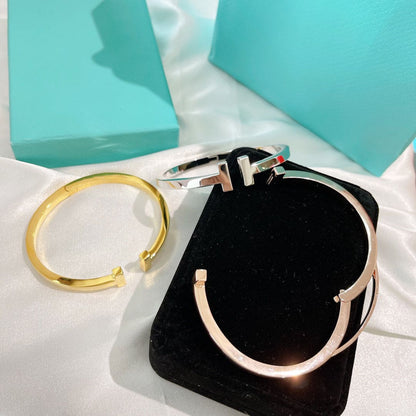 18K Tiffany Square Bracelet