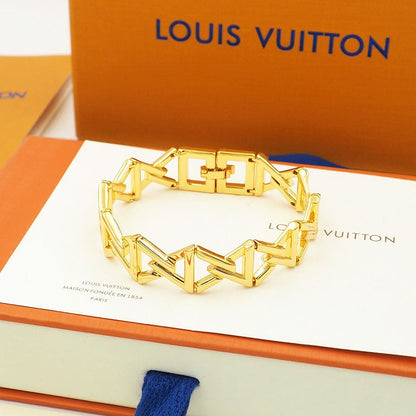 18K Louis Vuitton Volt Curb Chain Large Bracelet