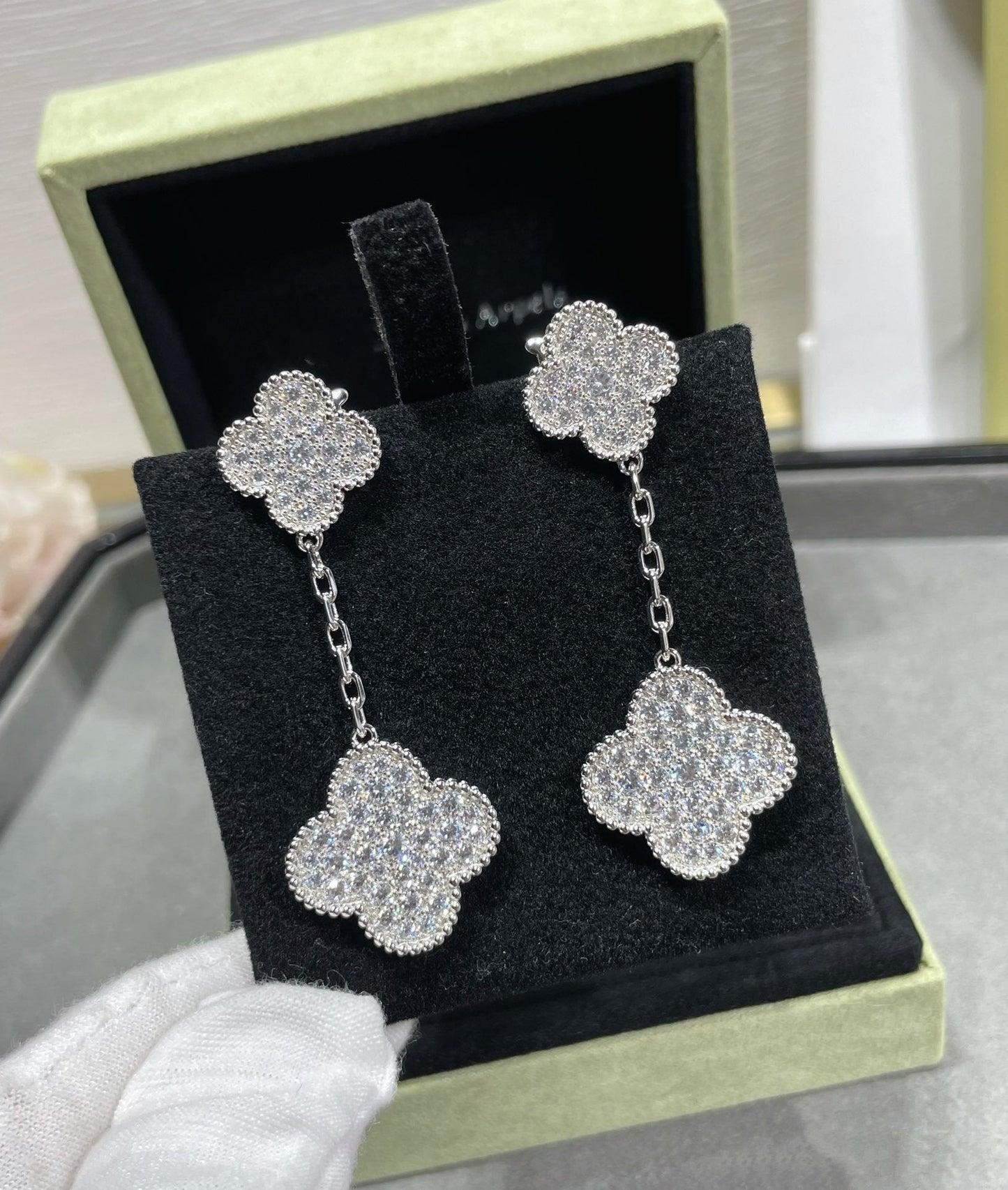VCA CLOVER 2 MOTIFS DIAMOND PAVED SILVER EARRINGS