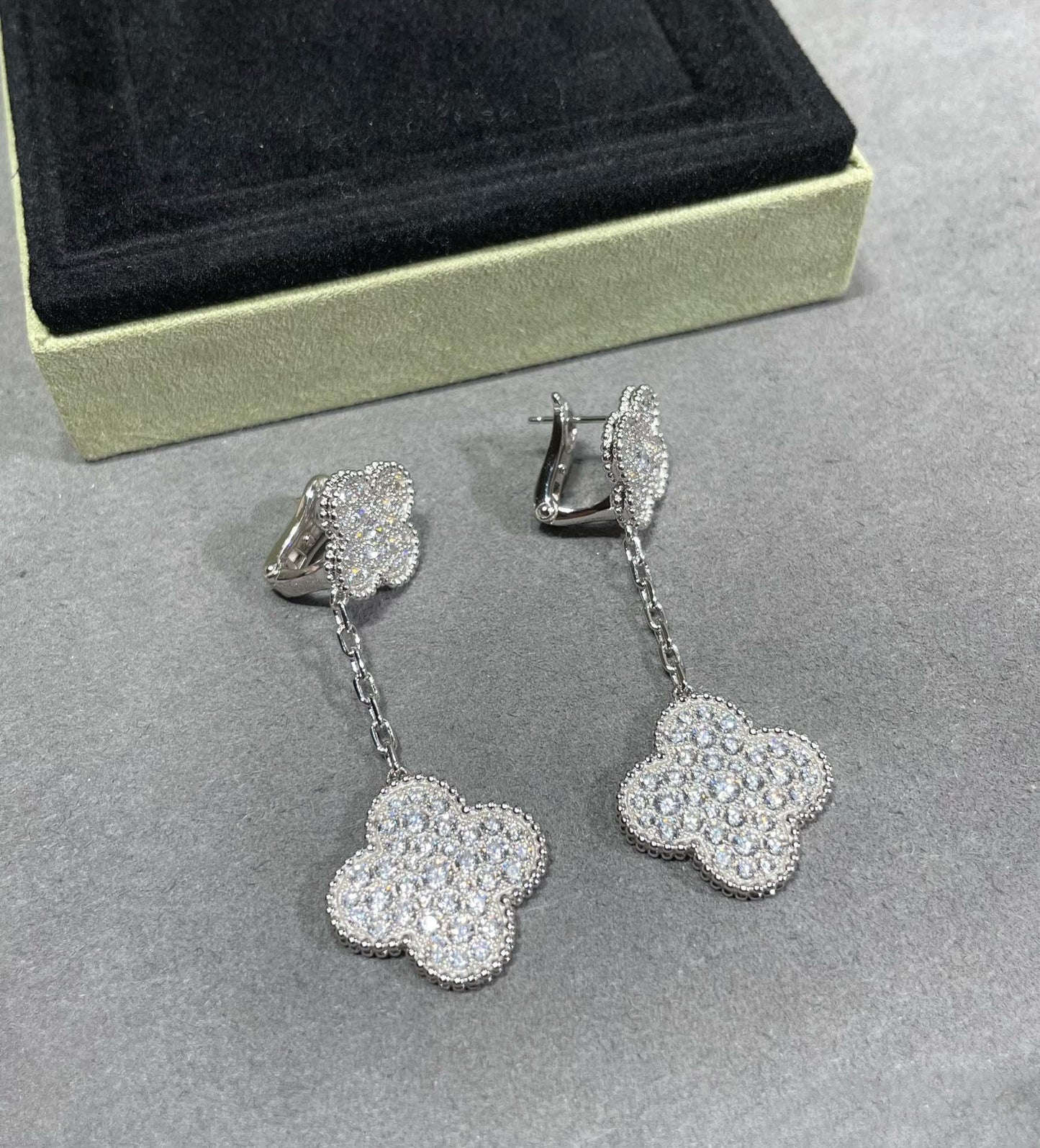 VCA CLOVER 2 MOTIFS DIAMOND PAVED SILVER EARRINGS