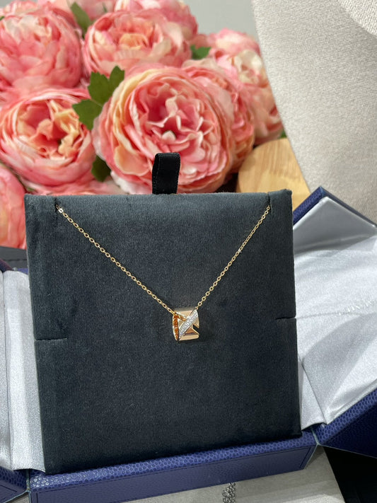 CHAUMET LIENS EVIDENCE DIAMOND NECKLACE