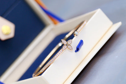 LOUIS VUITTON IDYLLE PINK GOLD OPEN BRACELET DIAMOND PAVED