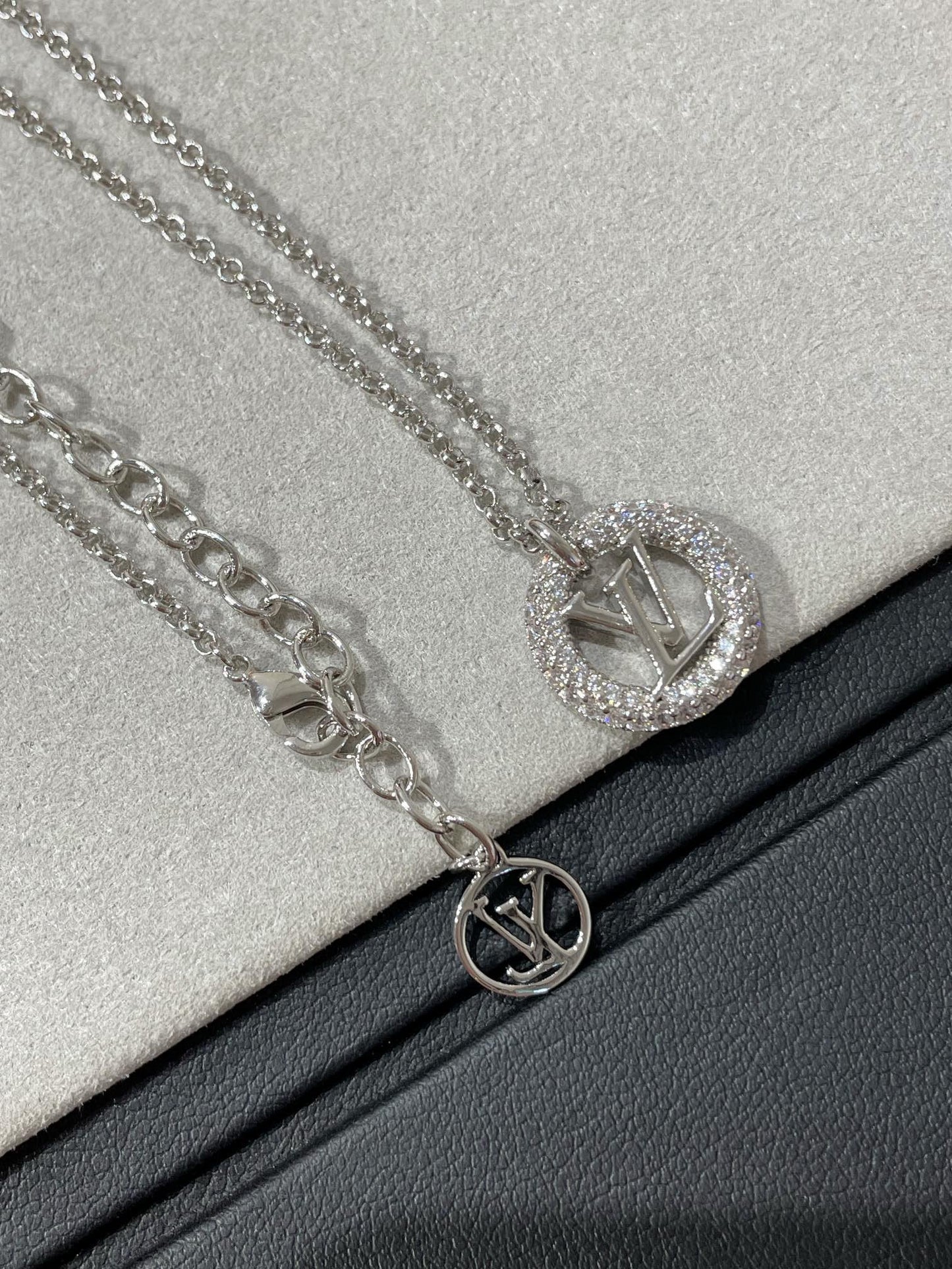 LOUIS VUITTON BY NIGHT DIAMOND PAVED NECKLACE