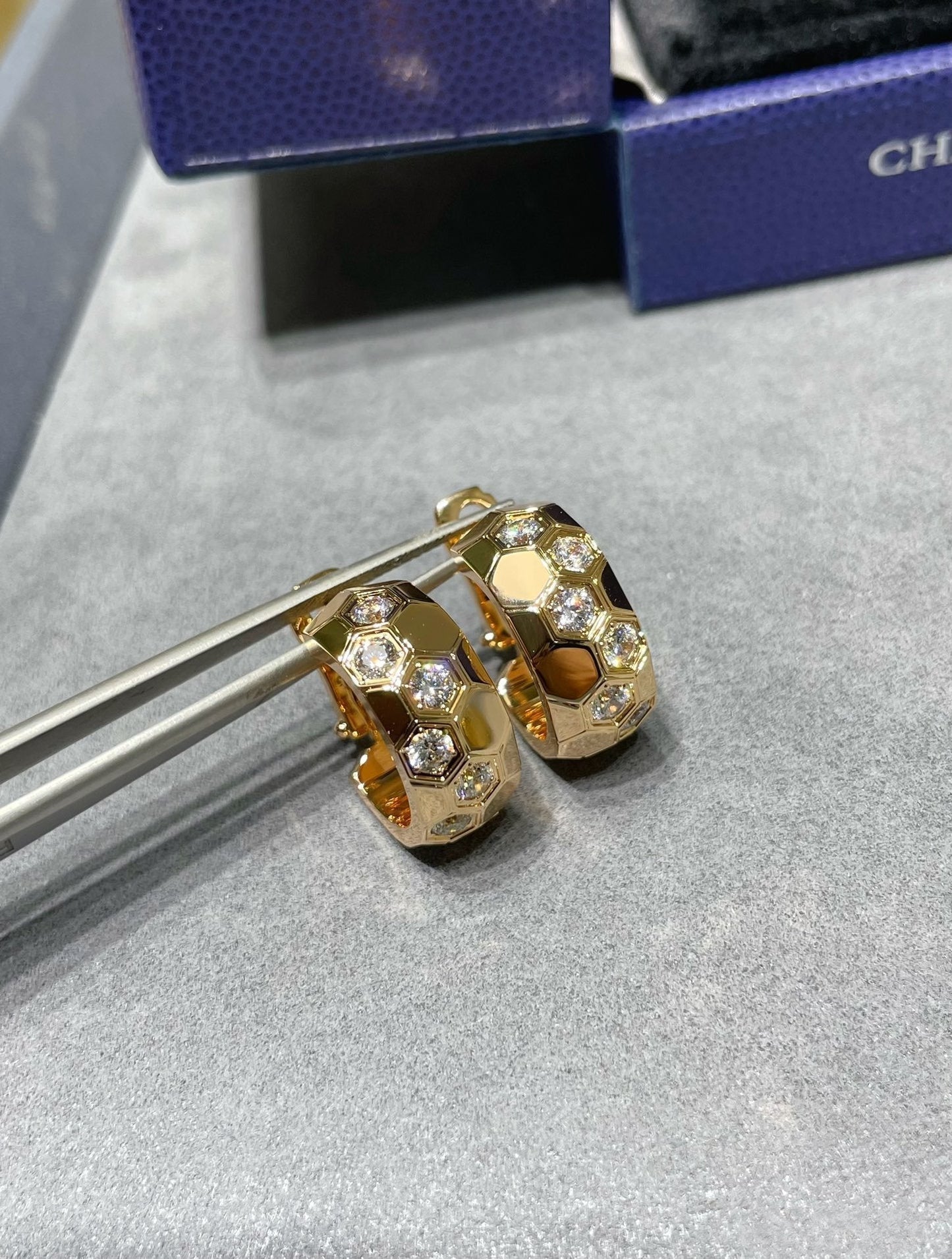 CHAUMET BEE LOVE DIAMOND HOOP EARRINGS