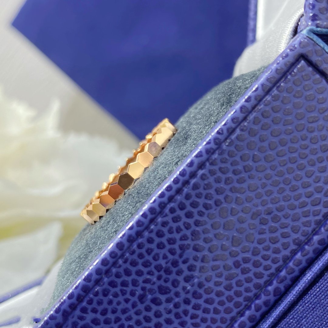 CHAUMET BEE LOVE SMALL RING