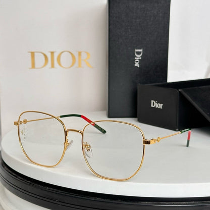 GUCCI SQUARE FRAME SUNGLASSES GG0396O IN METAL