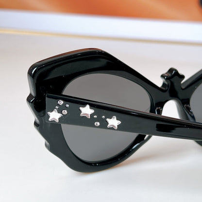 GUCCI CRYSTAL STUDDED CAT EYE FRAME SUNGLASSES GG1095S IN ACETATE