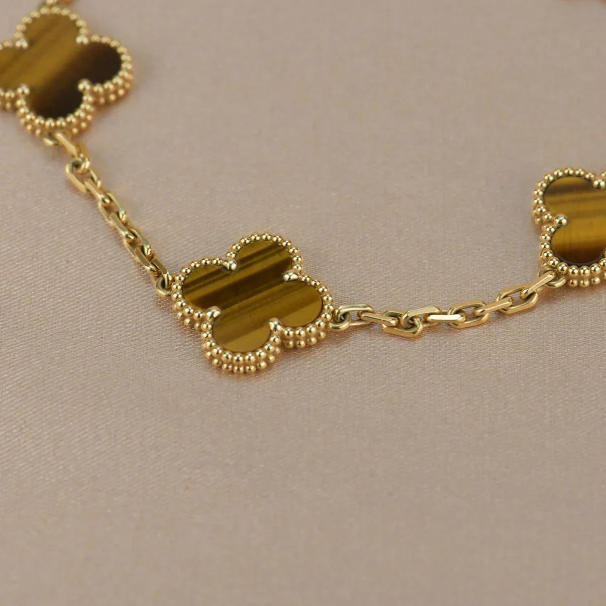 VCA CLOVER 5 MOTIFS TIGER EYE BRACELET COLLECTION