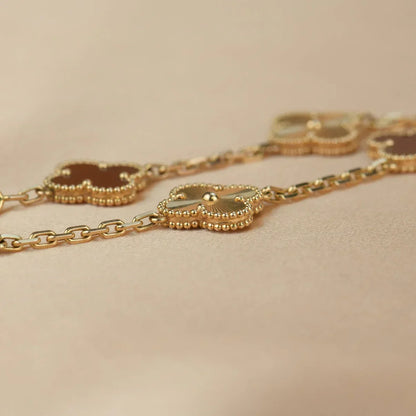 VCA CLOVER 5 MOTIF RED CORNELIAN BRACELET COLLECTION