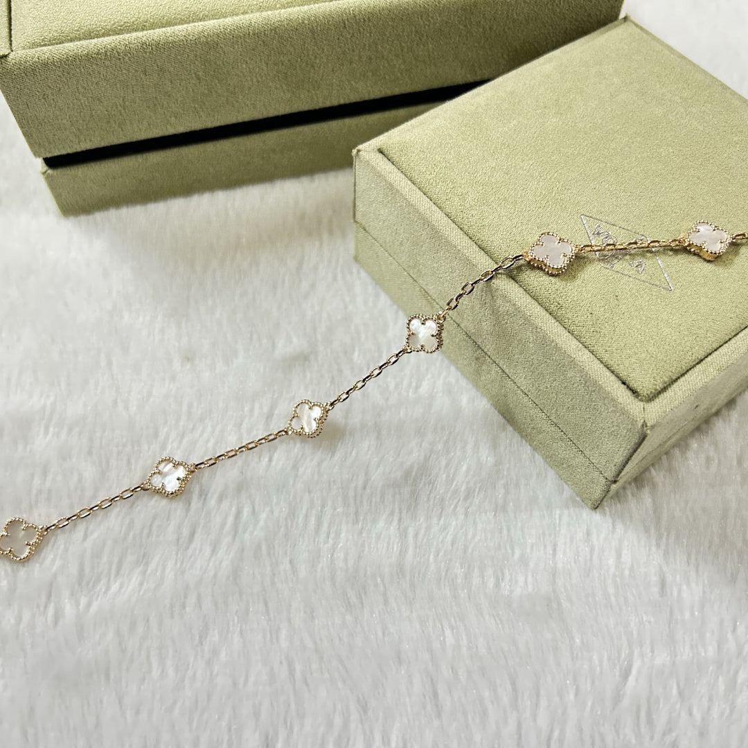 VCA CLOVER 6 MOTIF WHITE MOP BRACELET