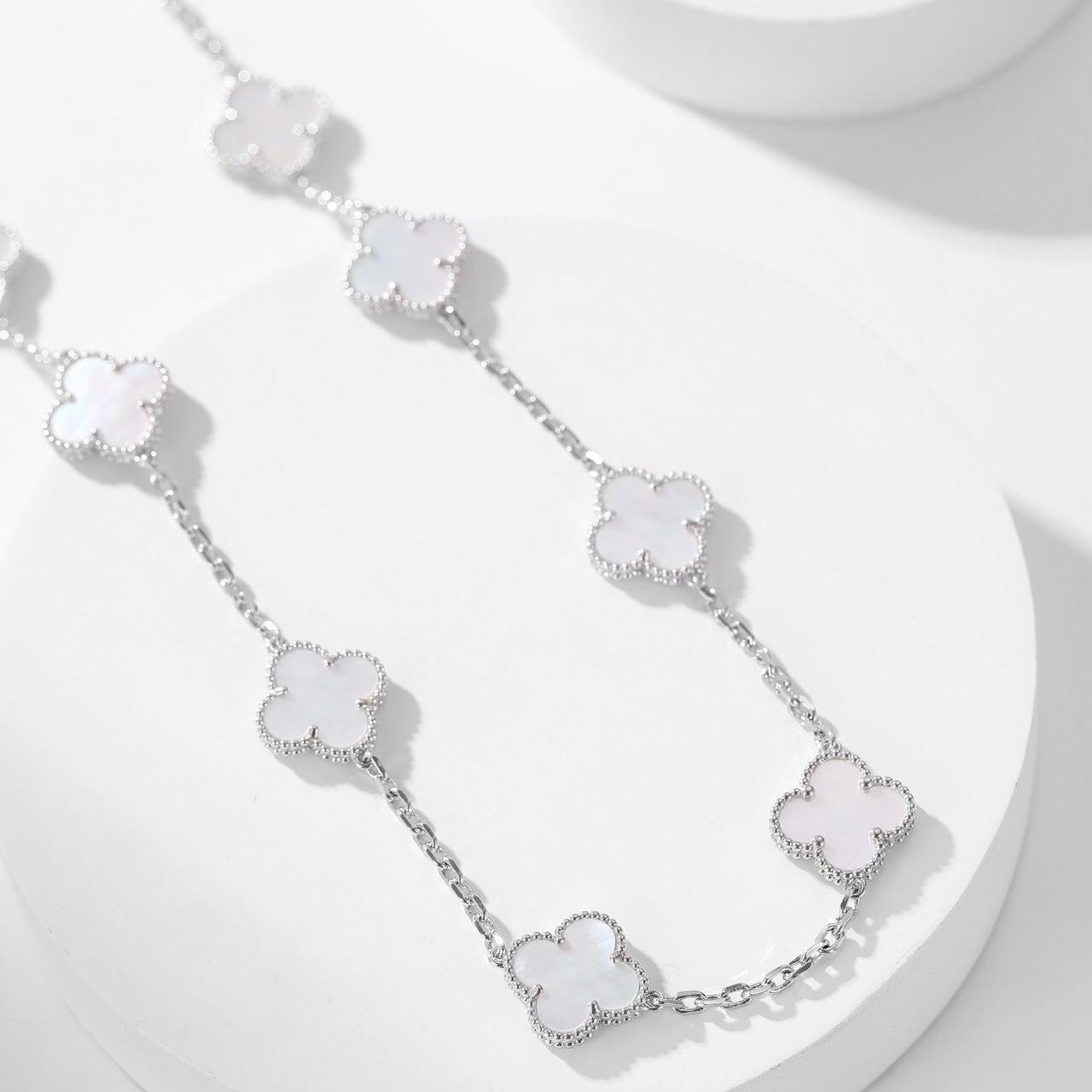 VCA CLOVER 10 MOTIFS WHITE MOTHER OF PEARL NECKLACE