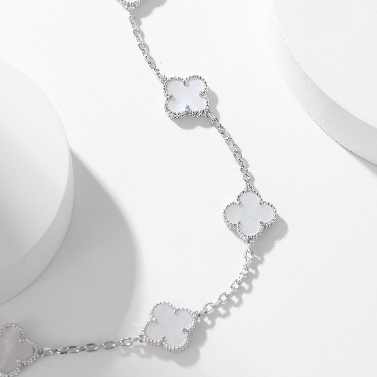 VCA CLOVER 10 MOTIFS WHITE MOTHER OF PEARL NECKLACE