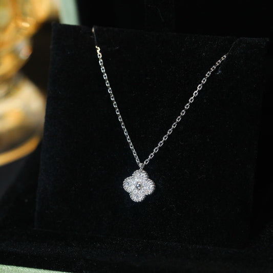 VCA CLOVER MINI 9.5MM PENDANT DIAMOND NECKLACE