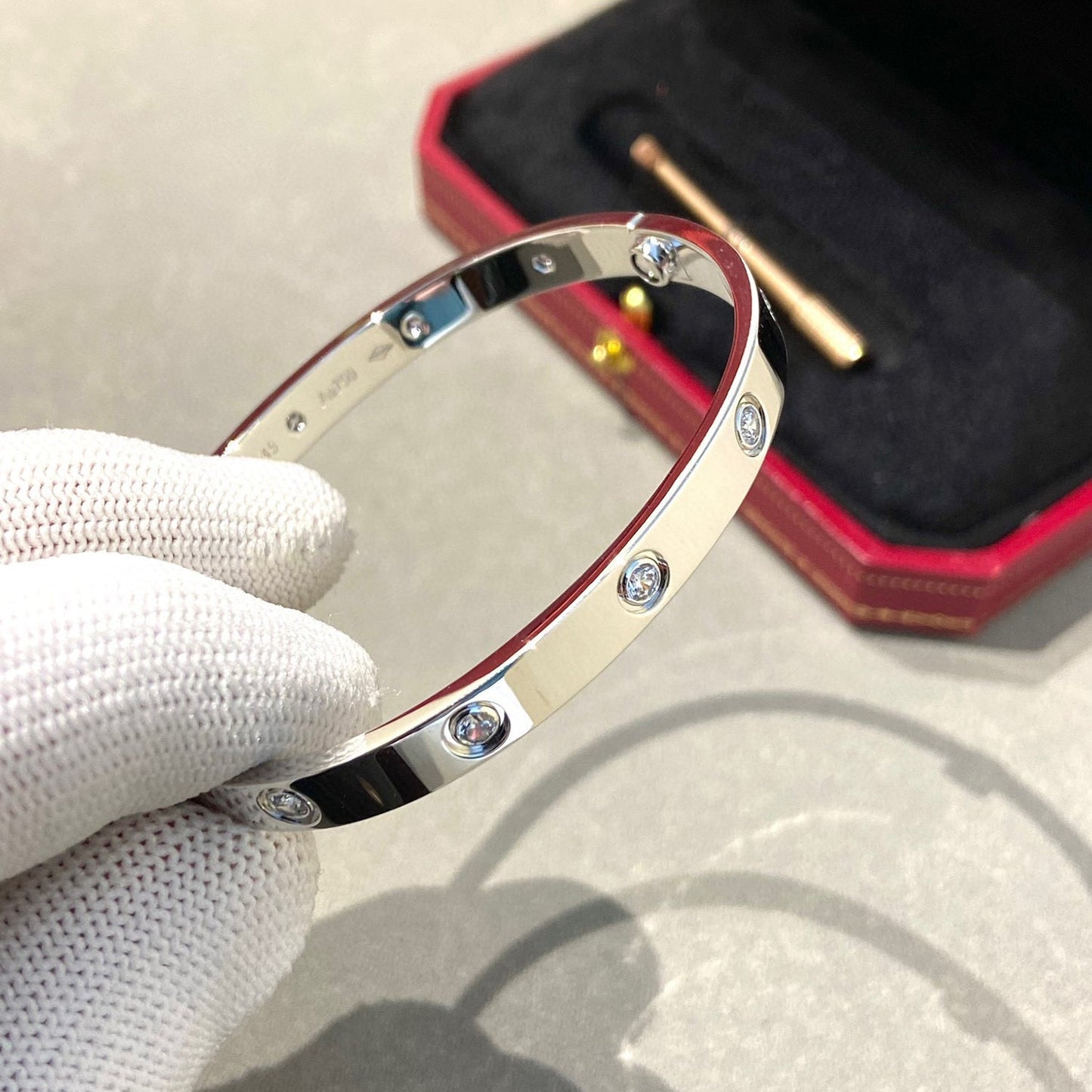 CARTIER LOVE BRACELET 6.1MM 10 DIAMONDS